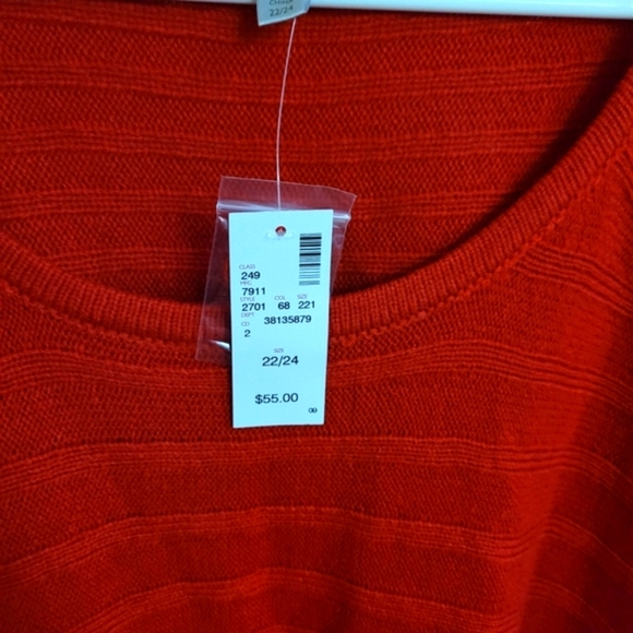 NWT Avenue Asymmetrical Red Sweater Size 22/24 - Picture 4 of 7